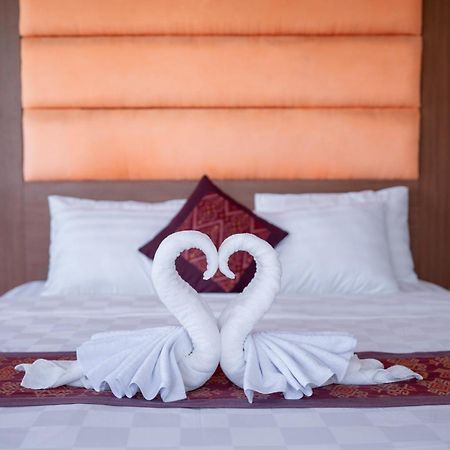 Adipana Bungalow-Balinese Room Ubud Exterior foto
